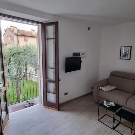 Casa Degli Ulivi A - House With Garden Near The Cir Lni00059 * 托斯科拉诺-马德尔诺